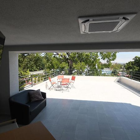 Octogon Hotel ไบเลเฟลิกซ์ ภายนอก รูปภาพ