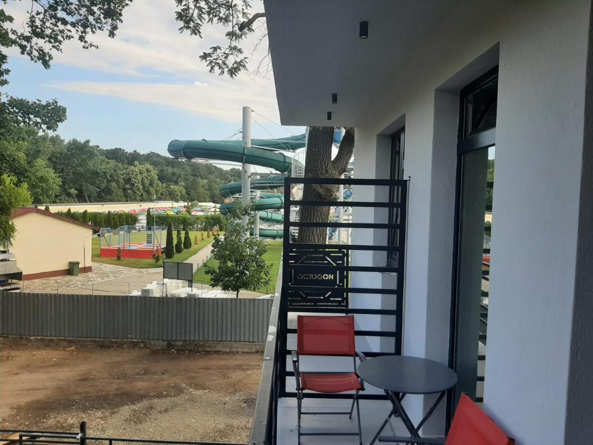 Octogon Hotel ไบเลเฟลิกซ์ ภายนอก รูปภาพ