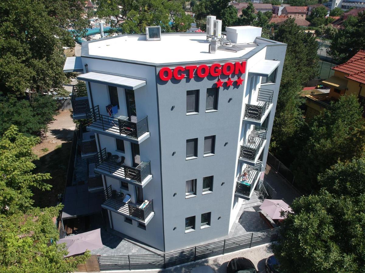 Octogon Hotel ไบเลเฟลิกซ์ ภายนอก รูปภาพ